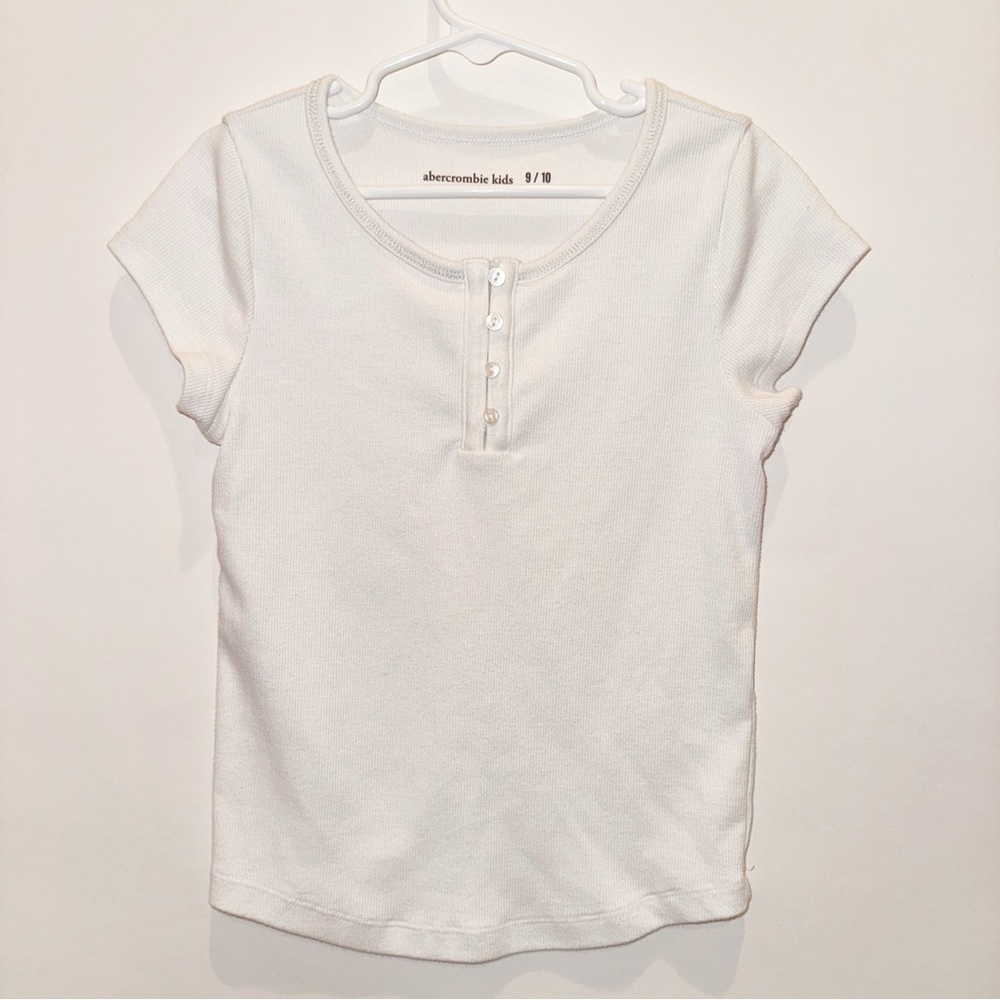 Girl’s Abercrombie Kids White Henley Tee - SIZE 9/10